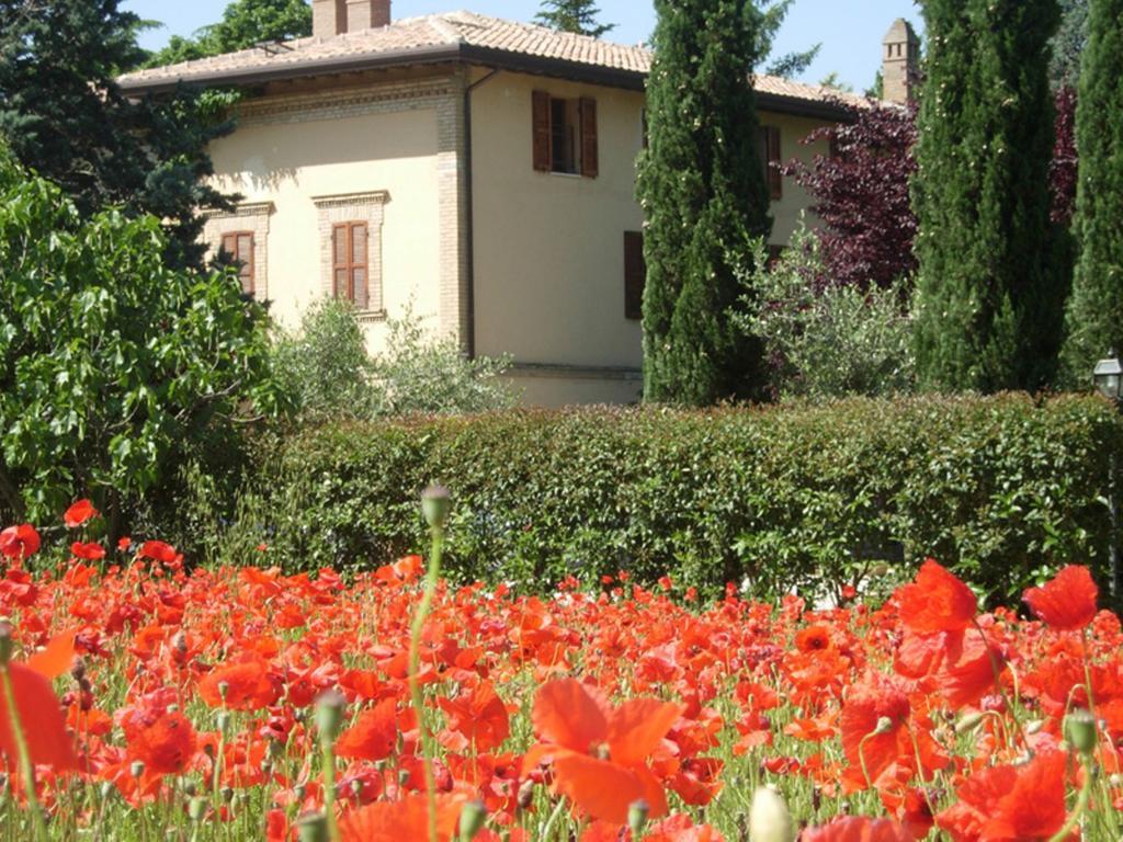 Rugiada Rooms Rivotorto Buitenkant foto